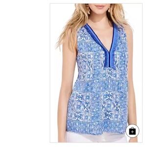 Vineyard Vines Cay Scarf Print Pintuck Top